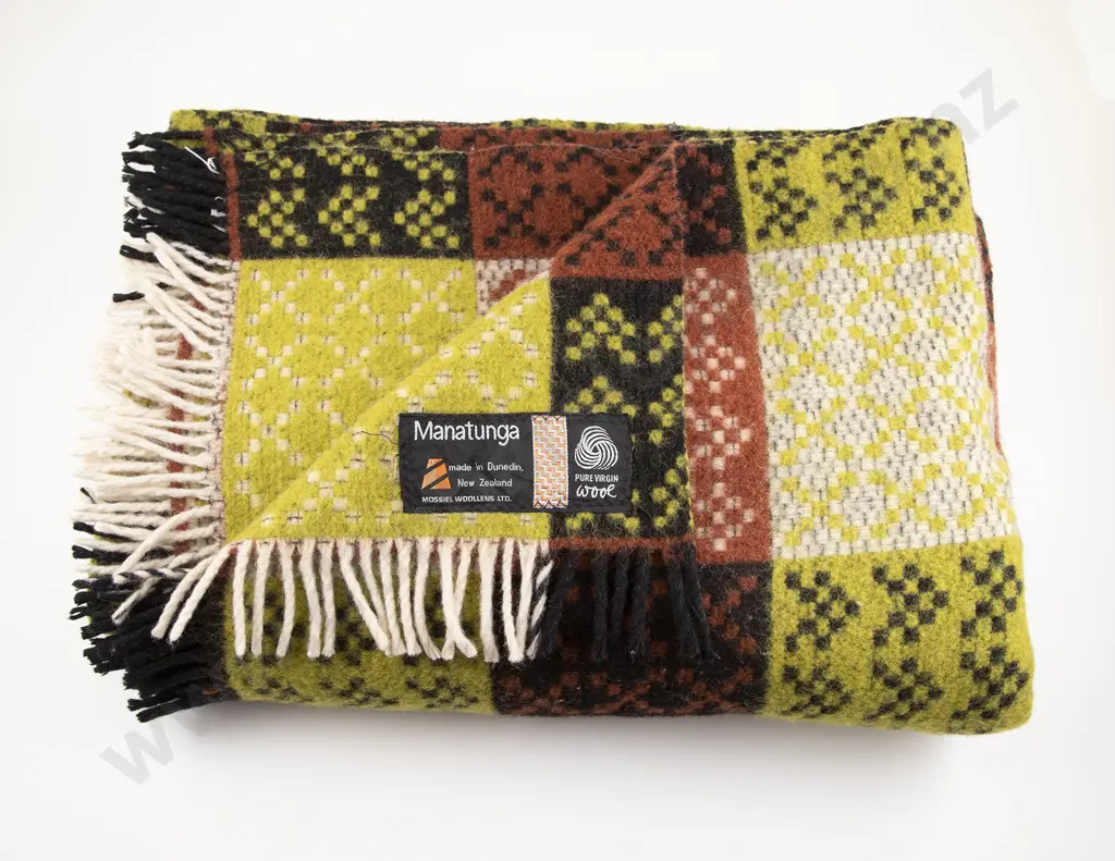 Manatunga Wool Travel Rug Image 1++