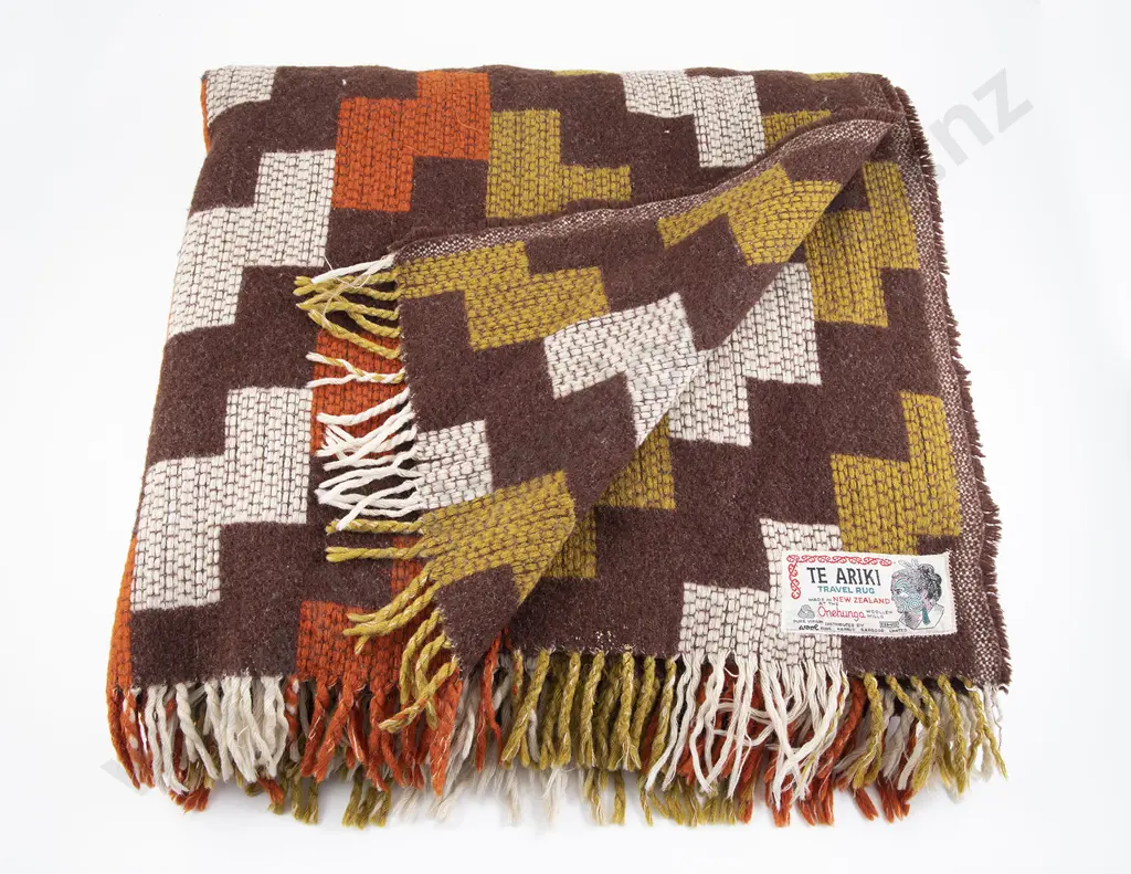 Te Ariki Wool Travel Rug Image 1++