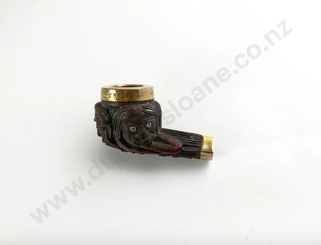 A Ngati Tarawhai Pipe Bowl With 9ct Gold Mounts Image 1++