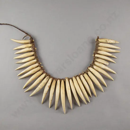 A Fine Fijian Wasekaseka Whale Tooth Necklace