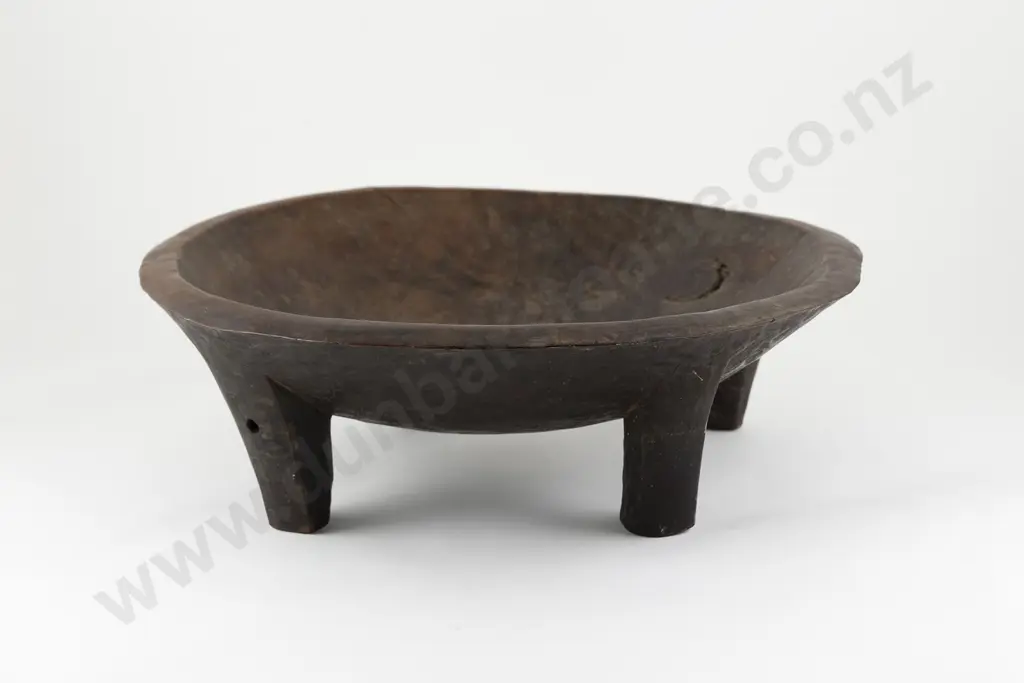 An 18th Fijian Century Kava Bowl Image 1++