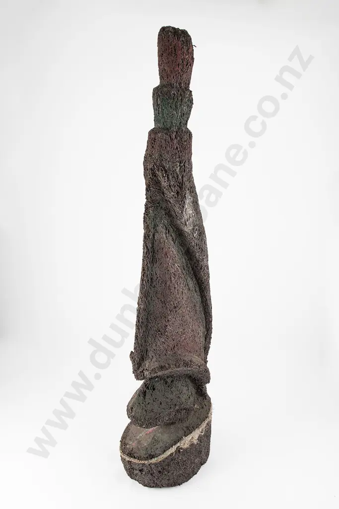 Vanuatu Fern Carved Figure Image 1++