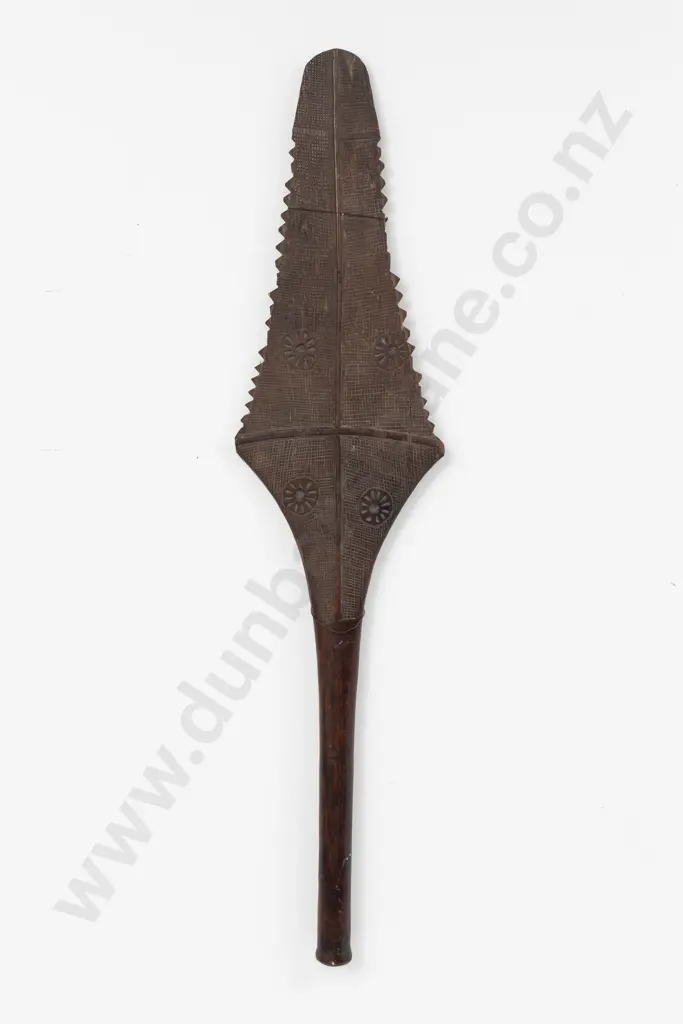 A 19th Century Fijian Paddle Shaped War Club ( Culucula) Image 1++