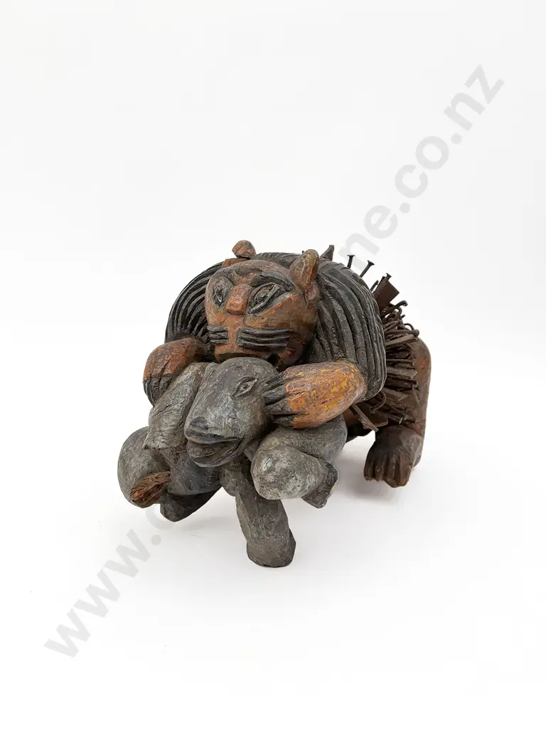 Lion Fetish Figure Mounting Prey Image 1++