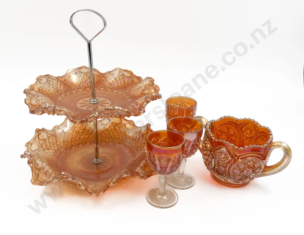 Two Tier Carnival Glass Cake Plate Together With Four Assorted Carnival Glass Pieces (5) Image 1++