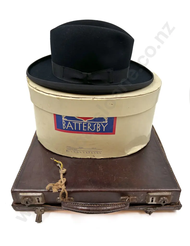 Mint Boxed Hamburg Hat Together With Vintage Leather Briefcase Image 1++