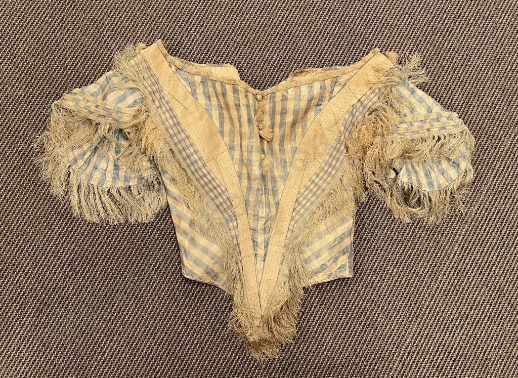 Victorian Dress Bodice Together With Selection of Lace and Materials Image 1++