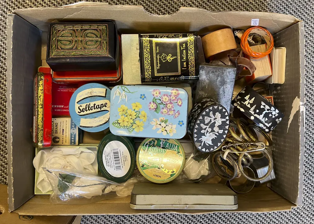 Selection of Small Tins Etc. Image 1++