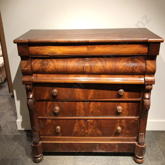 Victorian Flame Mahogany Chest of Drawers