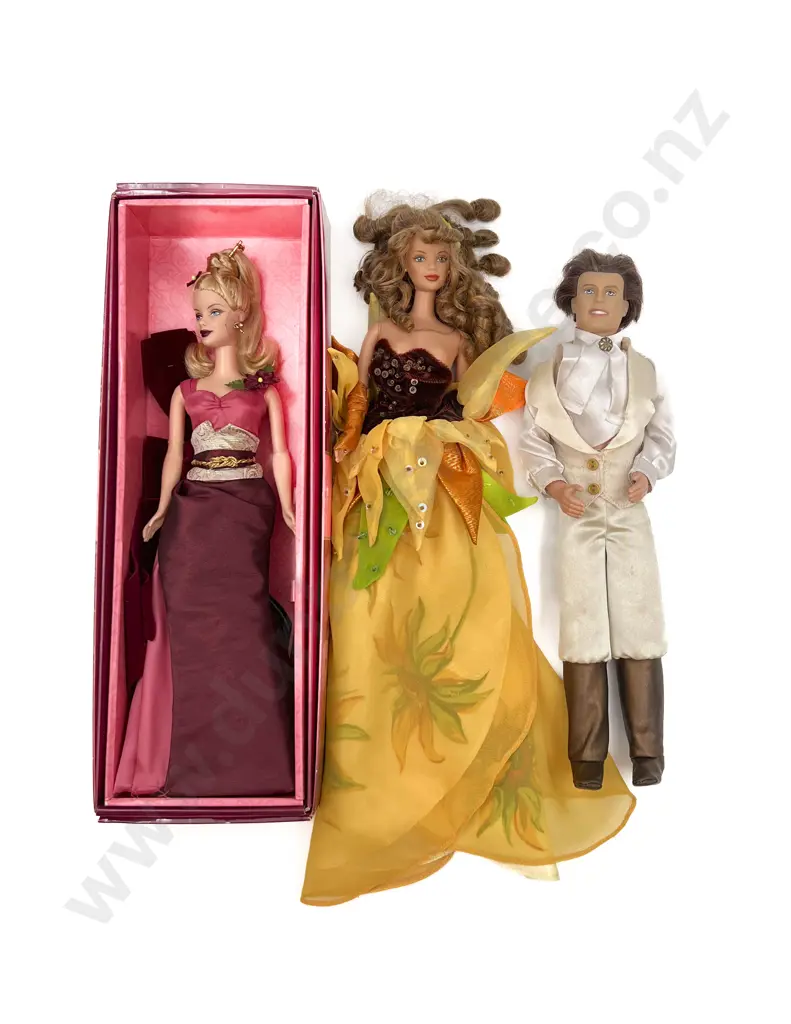 2003 Exotic Intrigue Boxed Barbie with Unboxed Barbie and Ken Image 1++