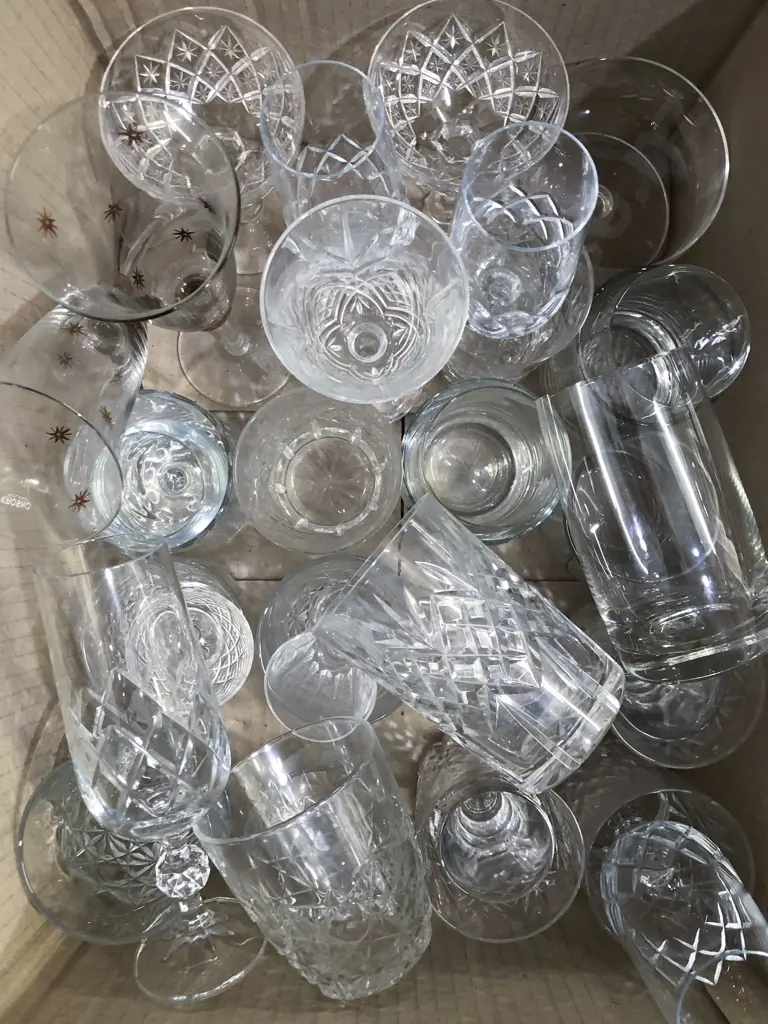 Box of Assorted Crystal and Glassware Image 1++