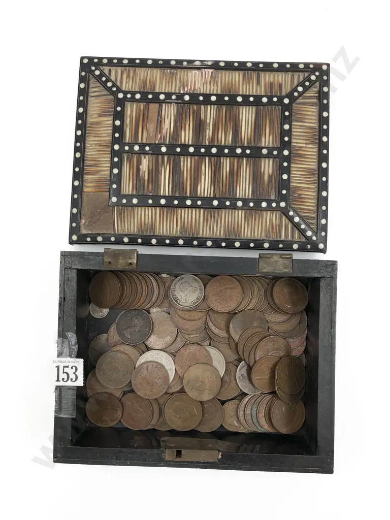 Small Quantity of Mixed Coinage Image 1++