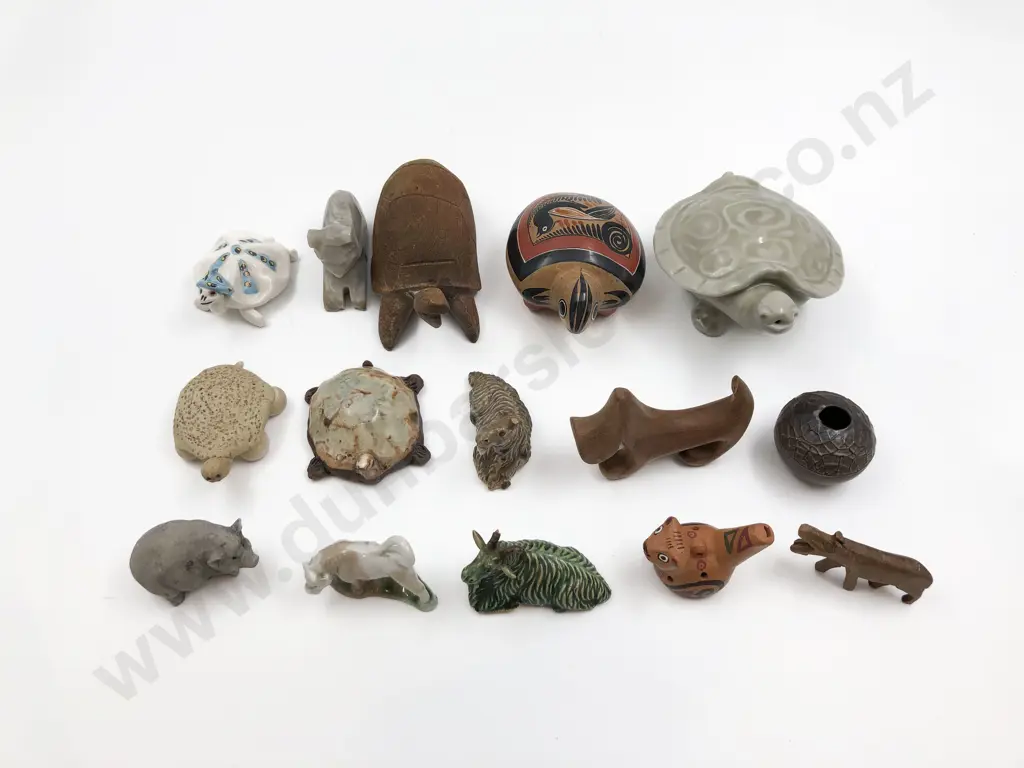 Box of Assorted Animal Ornaments Image 1++