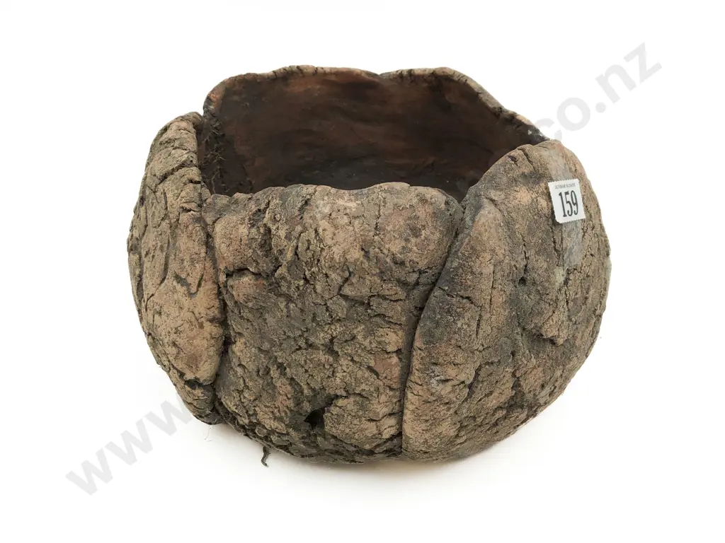 Pottery Vase Image 1++