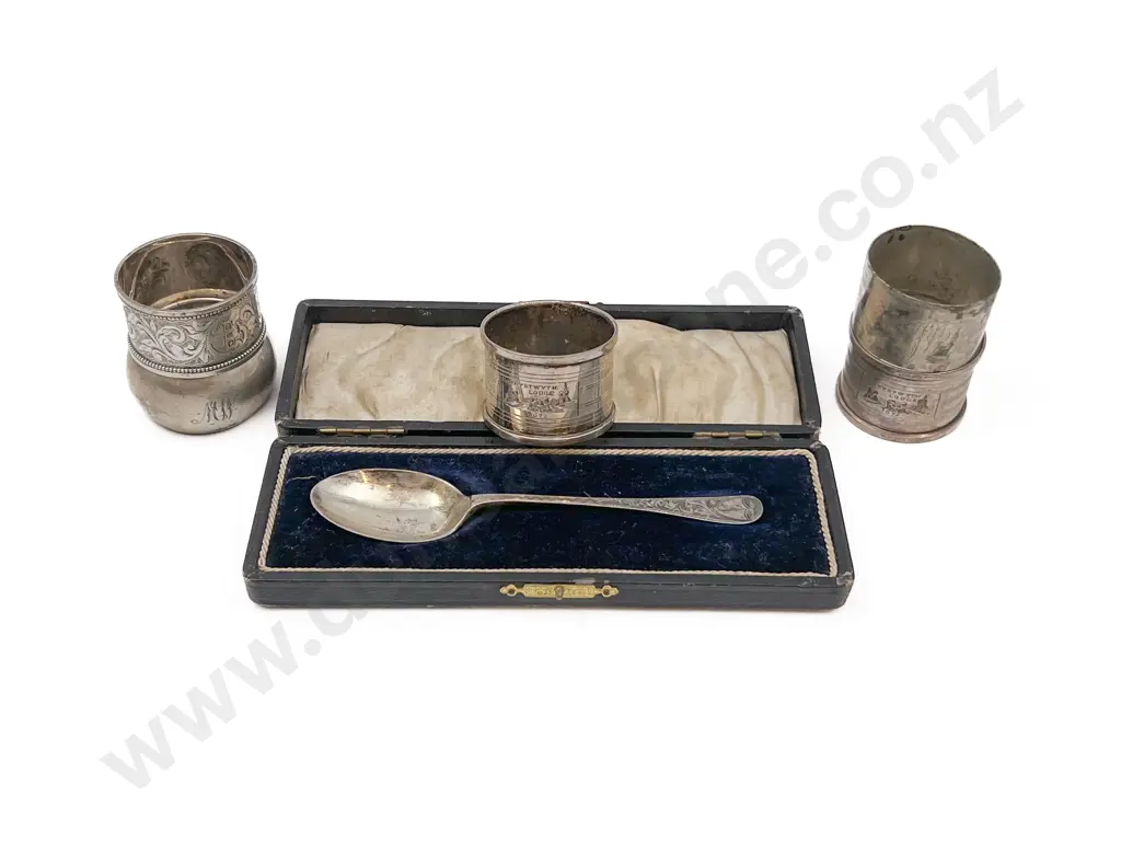 Small Quantity of S/S Incl. Napkins and Teaspoon Image 1++