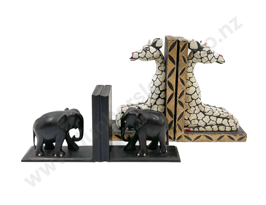 Two Pairs of Animal Form Bookends Image 1++