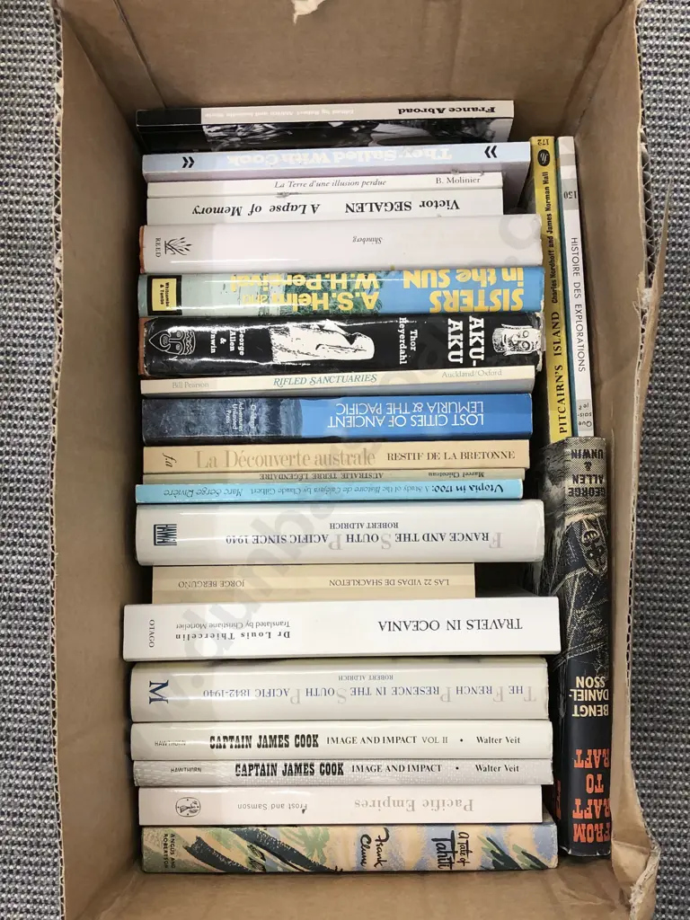 Box of Assorted Expedition Reference Books Image 1++
