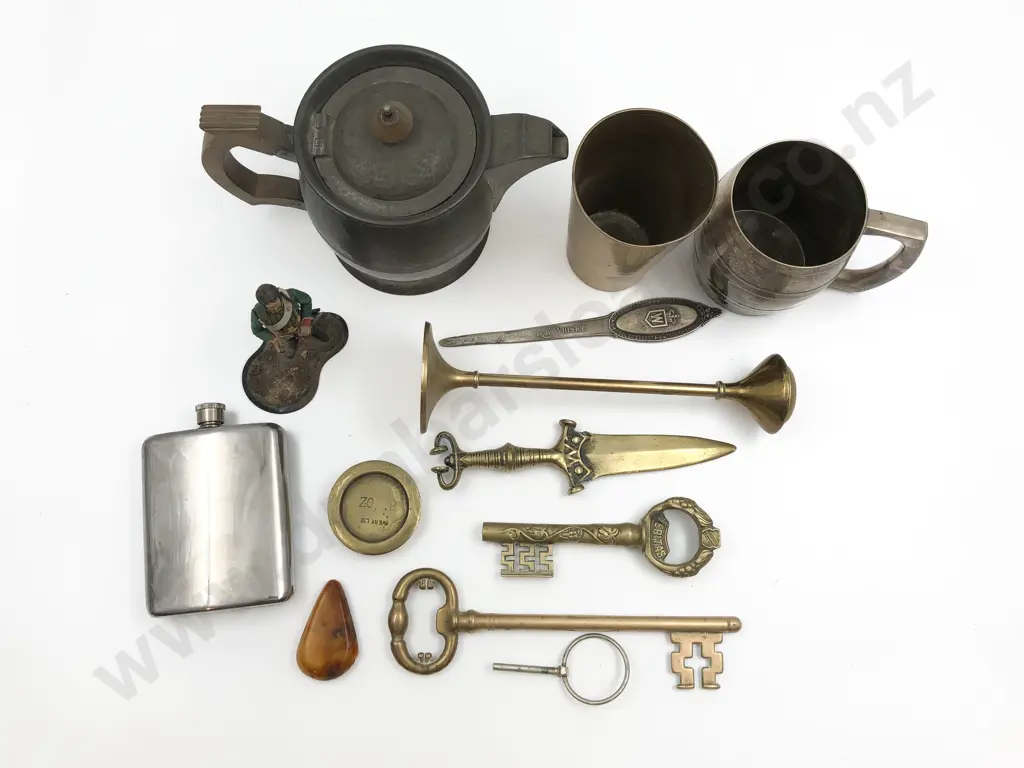 Box of Assorted Metalware Incl. Brass Dagger and Novelty Keys Etc. Image 1++