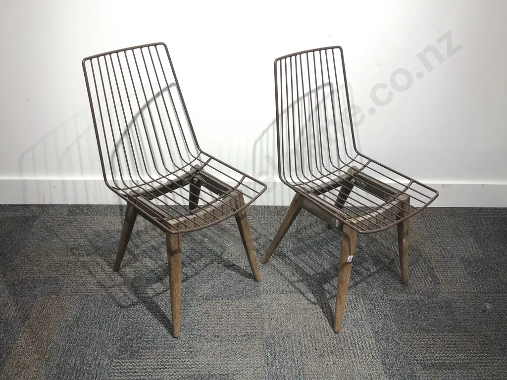 Pair of Mid Century Wire Seated Chairs Image 1++