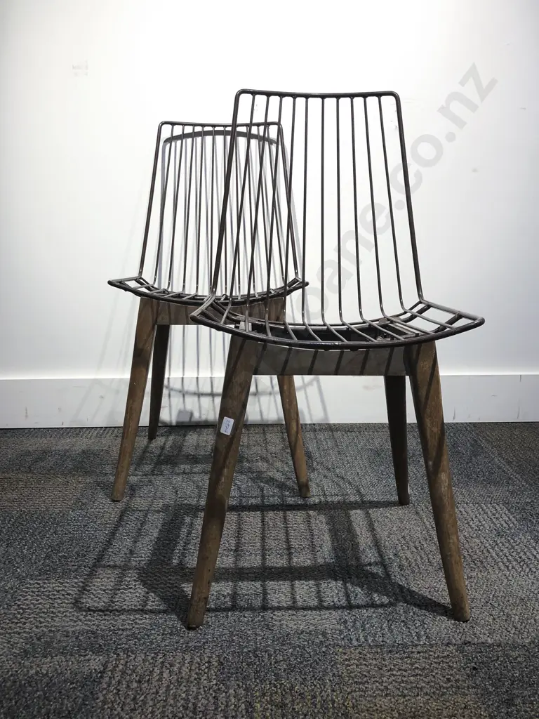 Pair of Mid Century Wire Seated Chairs Image 1++