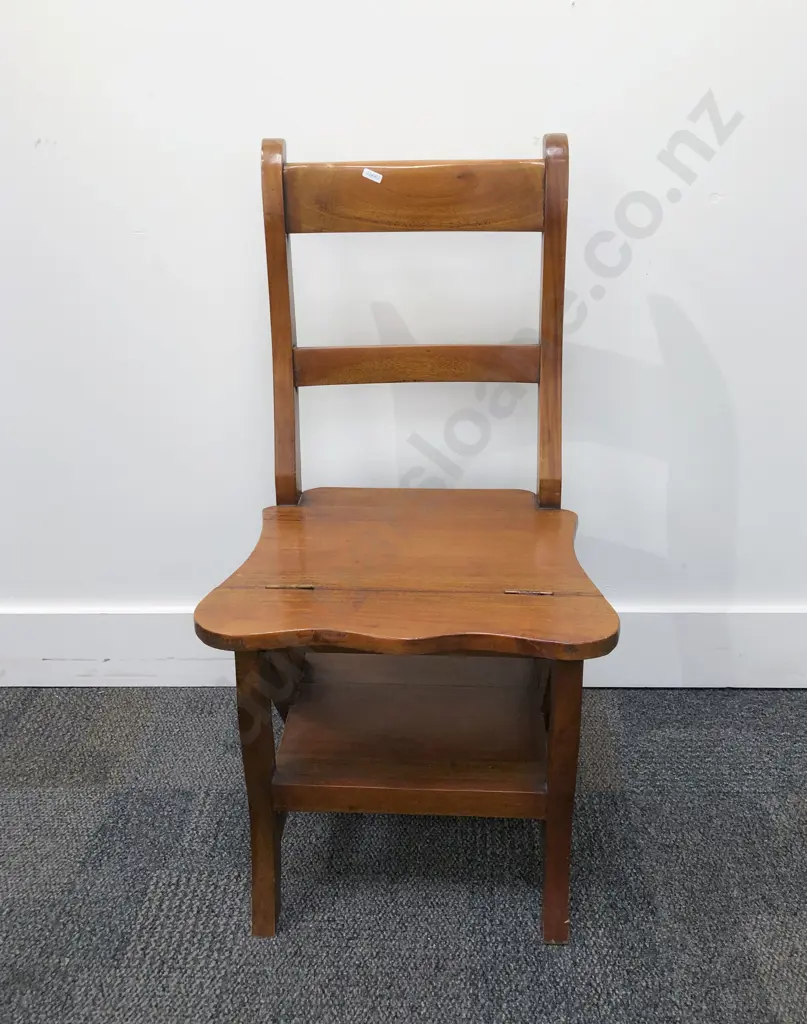 Single Ladder Chair Image 1++