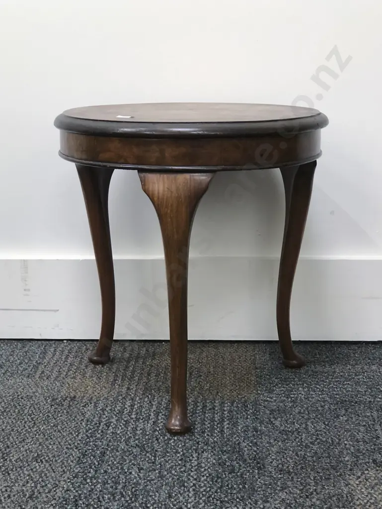Burr Walnut Occasional Table Image 1++