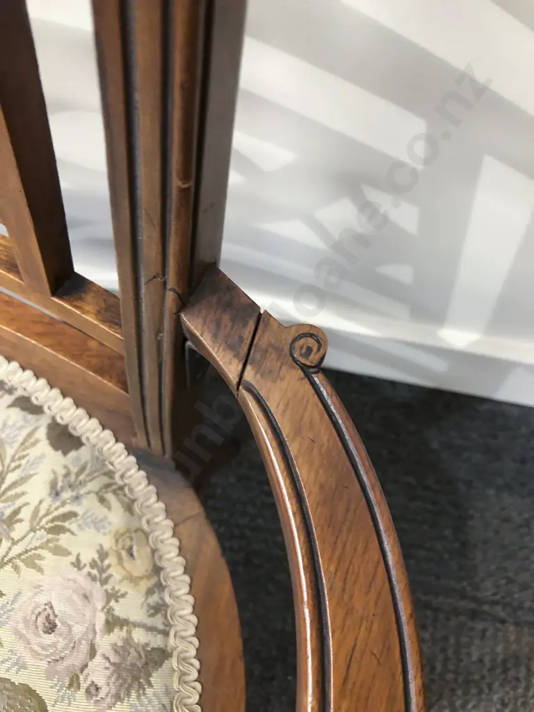 Oval Seated Side Chair (Repair to Arm) Image 1++
