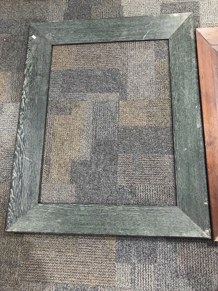 Two Large Empty Oak Frames Image 1++