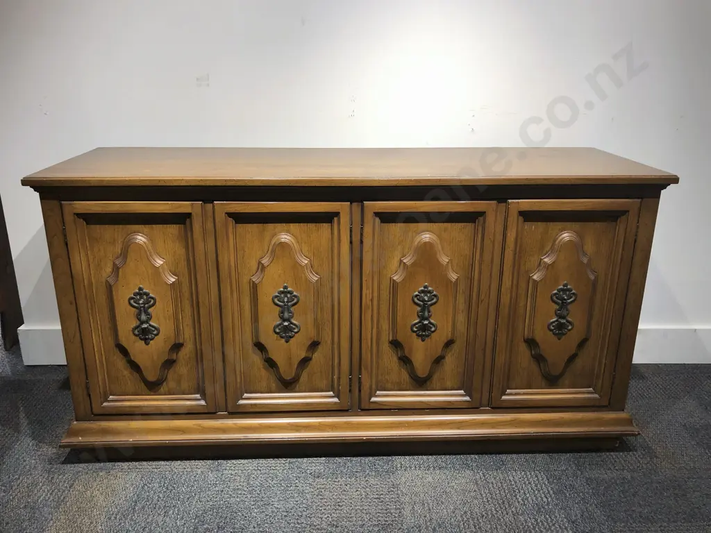 Four Door Sideboard Image 1++