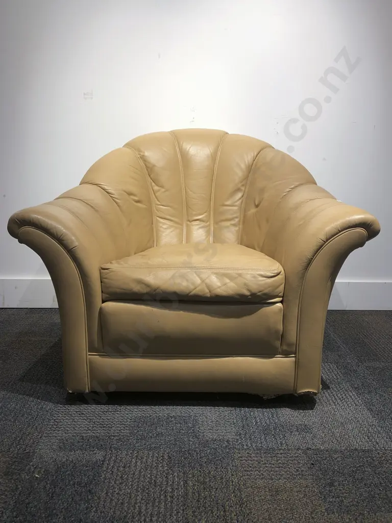 Moram Designer Leather Tub Chair Image 1++