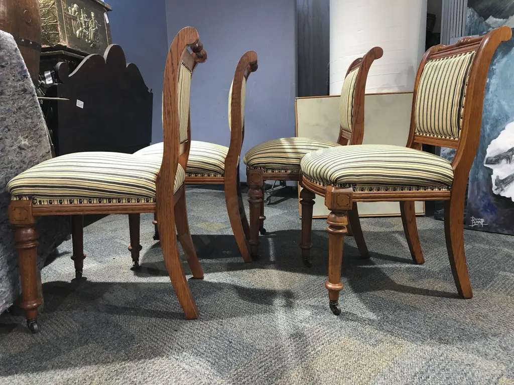 Four Reproduction Roll Back Dining Chairs Image 1++