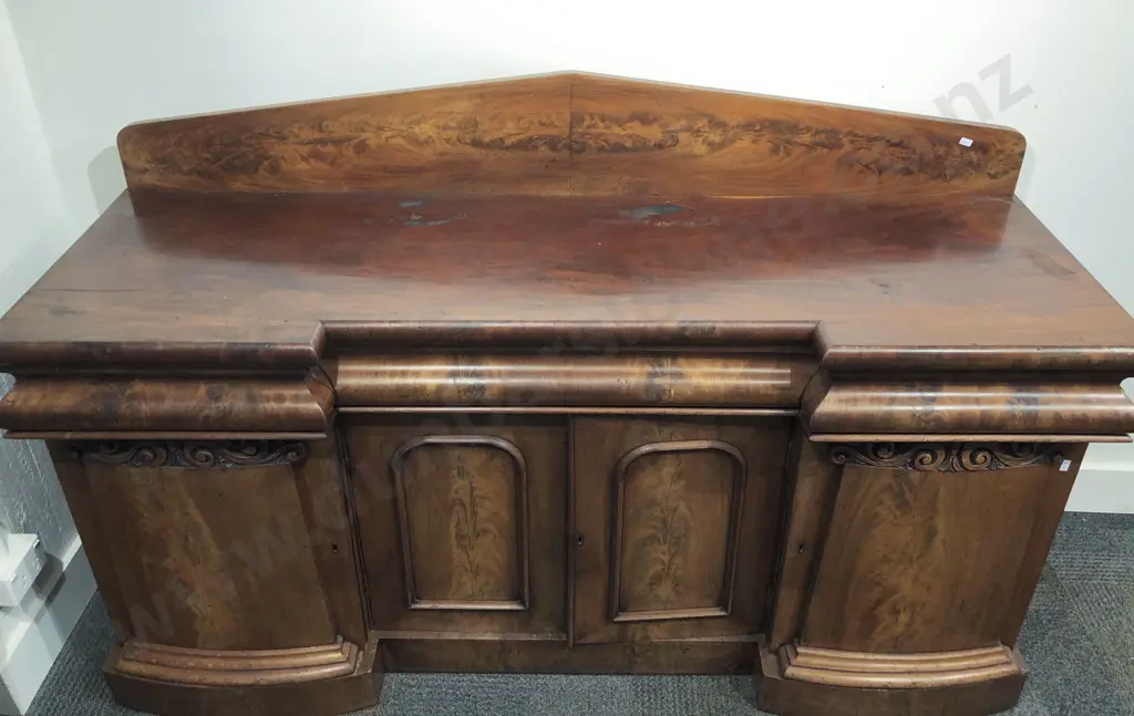 Victorian Inverted Breakfront Sideboard Image 1++