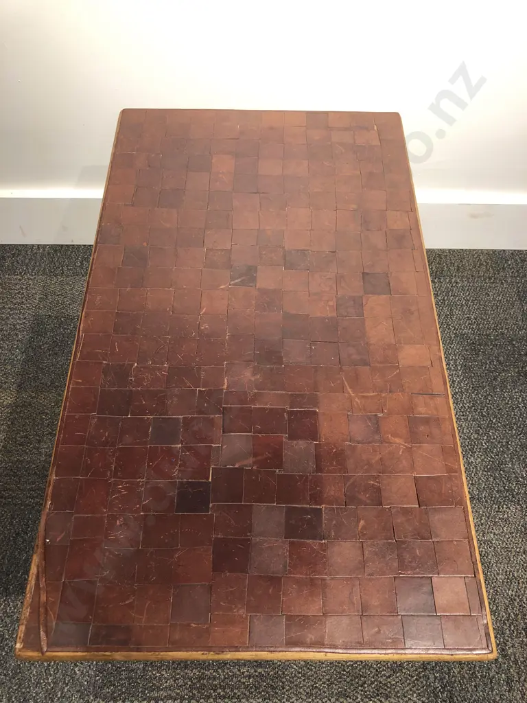 American Leather Top Side Table Image 1++
