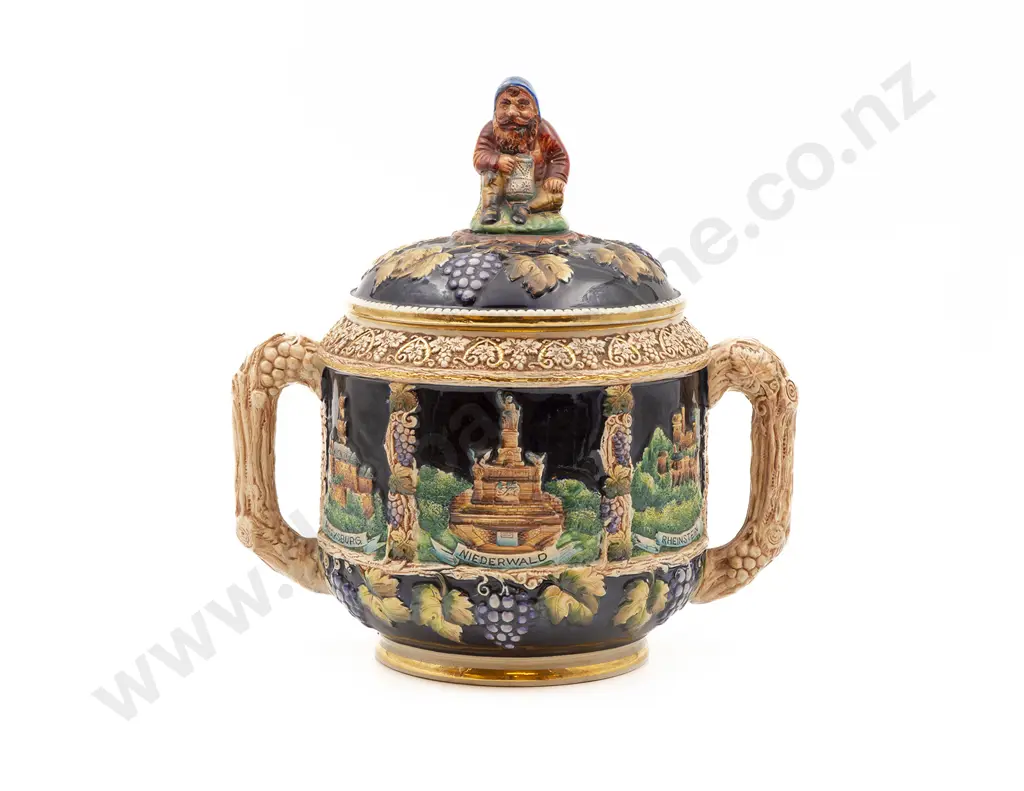 Ceramic Two Handled Rumtofts Pot and Cover Image 1++