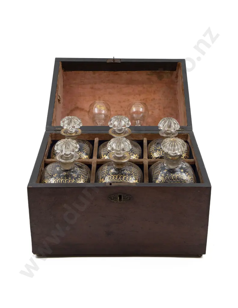 Geo III Mahogany Decanter Set Image 1++