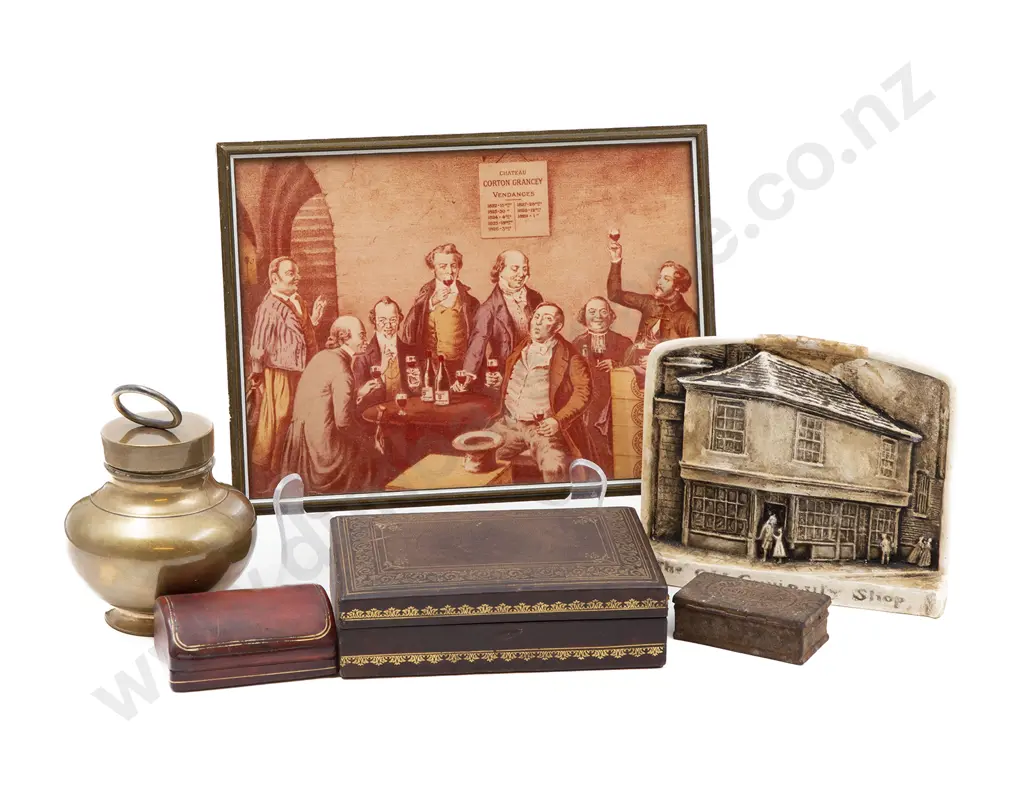 Small Box of Collectables Image 1++