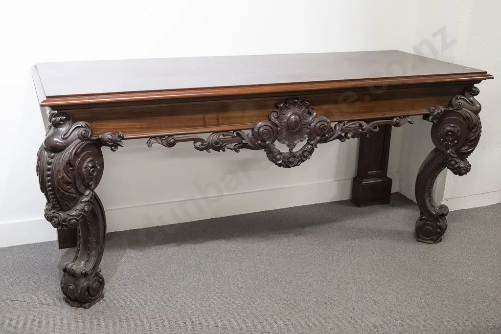 Fine Quality Victorian Plum Pudding Mahogany Serving Table Image 1++