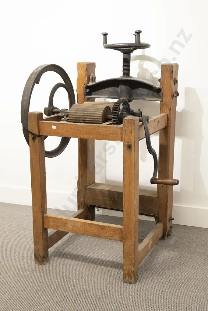 Large Victorian Cast Iron Cider Press Image 1++