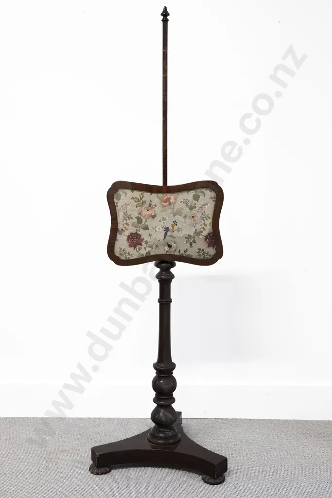 Regency Mahogany Pole Screen Image 1++