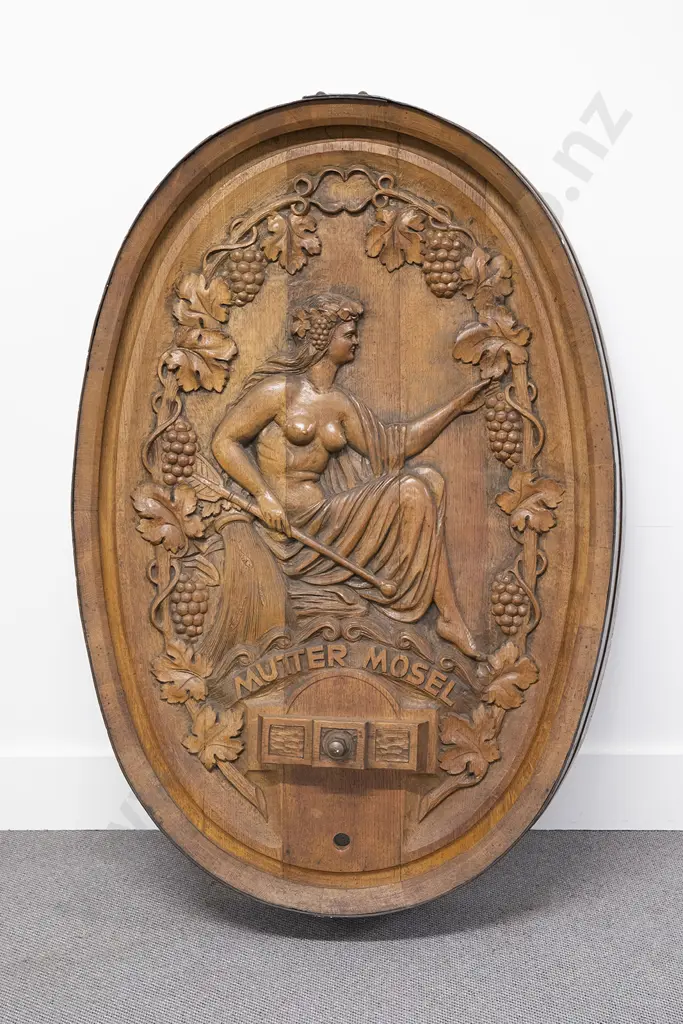 Large Carved Oak Oval Cask Head (Mutter Mosel) Image 1++