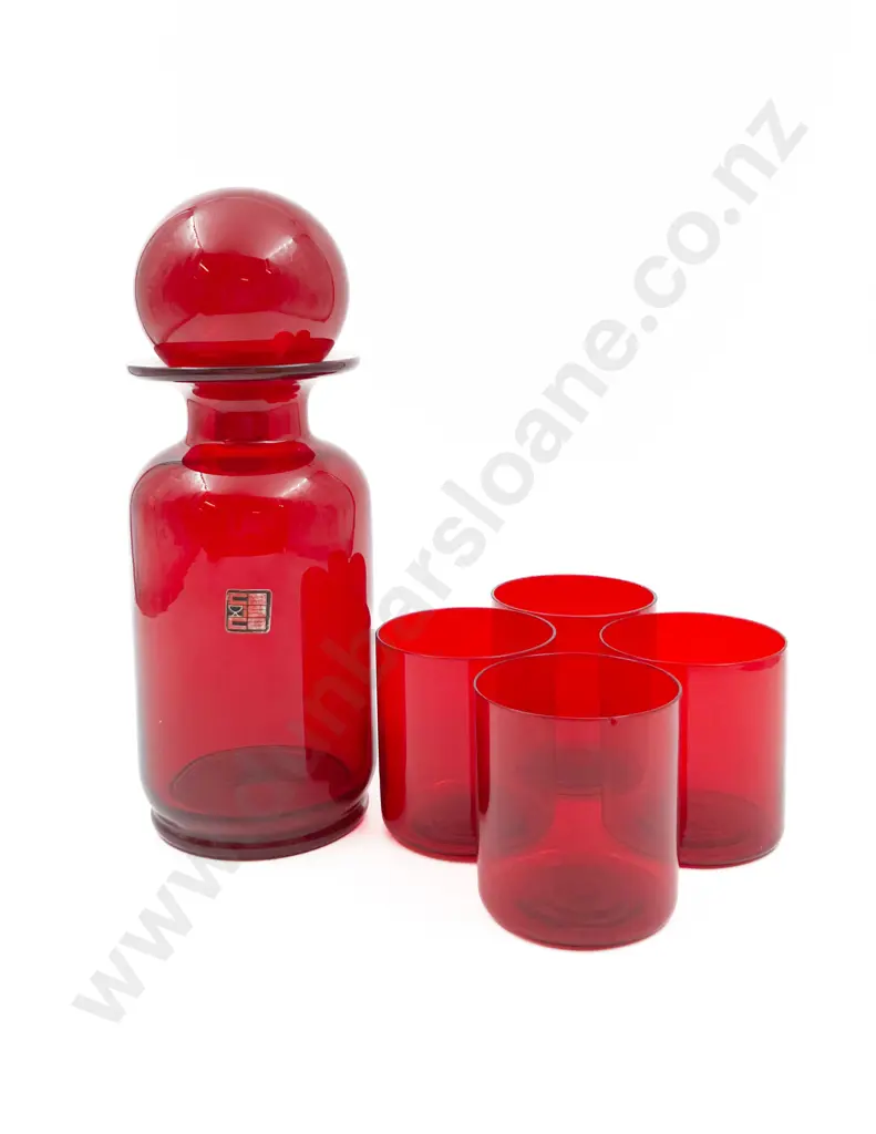 Mid Century Ruby Glass Decanter With Four Matching Tumblers Image 1++