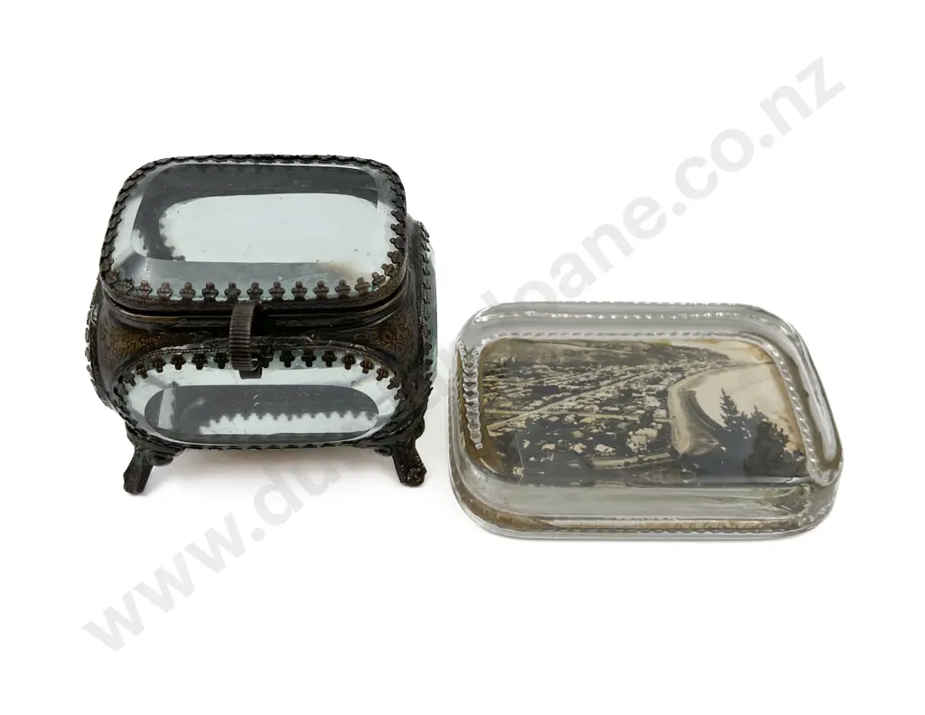 Souvenir Paperweight Together With Mirrored and Glazed Jewellery Box Image 1++
