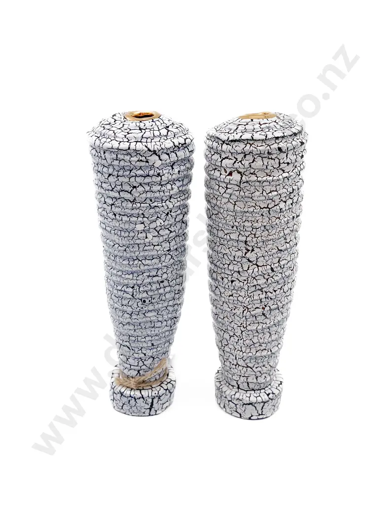 Pair of Liz Fea NZ Pottery Vases Image 1++