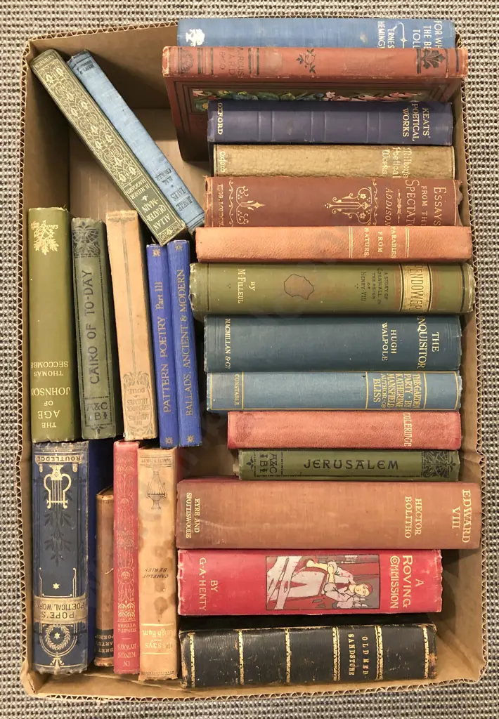 Qty of Assorted Books Including A Roving Commission By G.A. Henty Image 1++