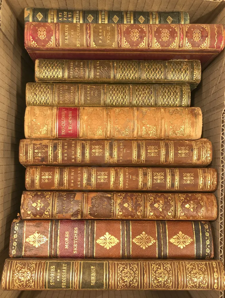 Small Box Of Vintage Books Including Ingoldsby Legends Image 1++