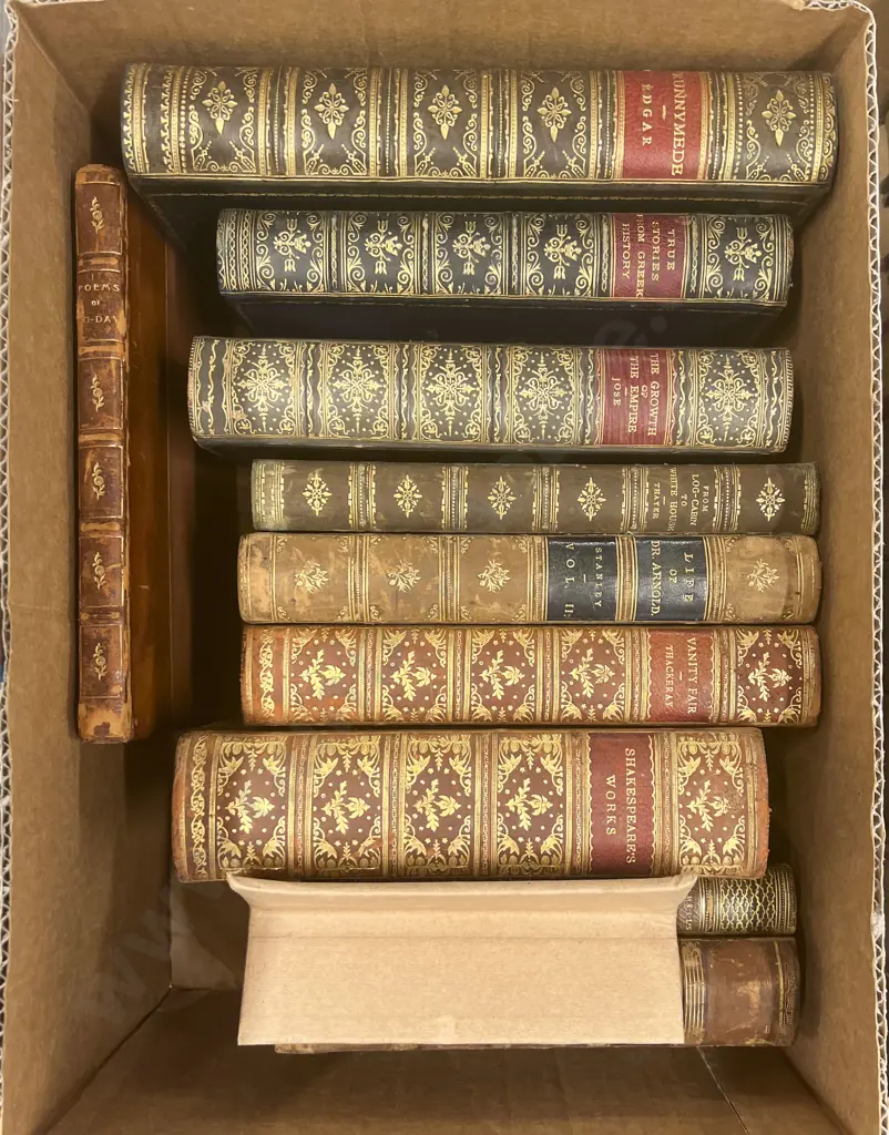 Small Box Of Vintage Books Including The Growth of The Empire - Jose Image 1++