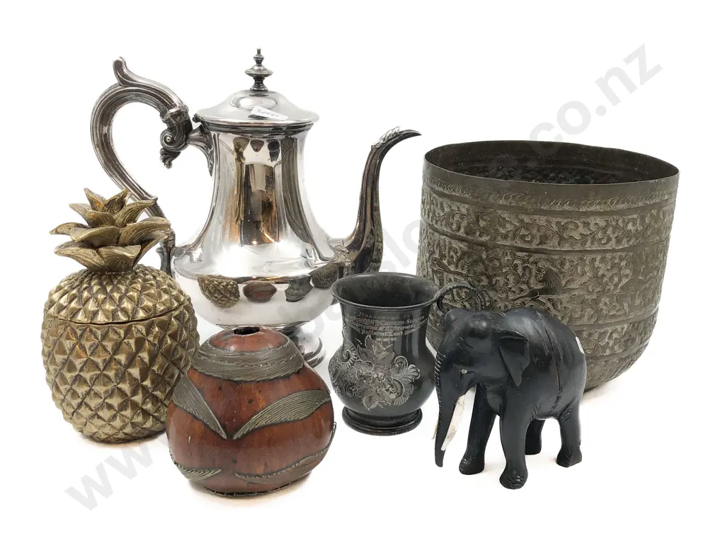 Mixed Lot of Assorted Including Brass Planter Image 1++