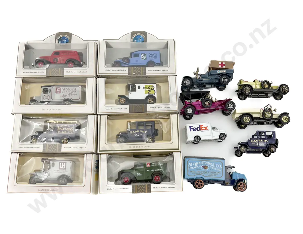 Qty of Assorted Boxed and Loose Vintage Car Models Including Lledo Days Gone Image 1++
