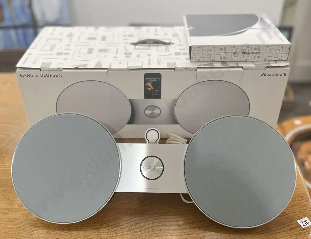 Bang & Olufsen Speaker Dock In Original Box Together With As New Speaker Covers Image 1++