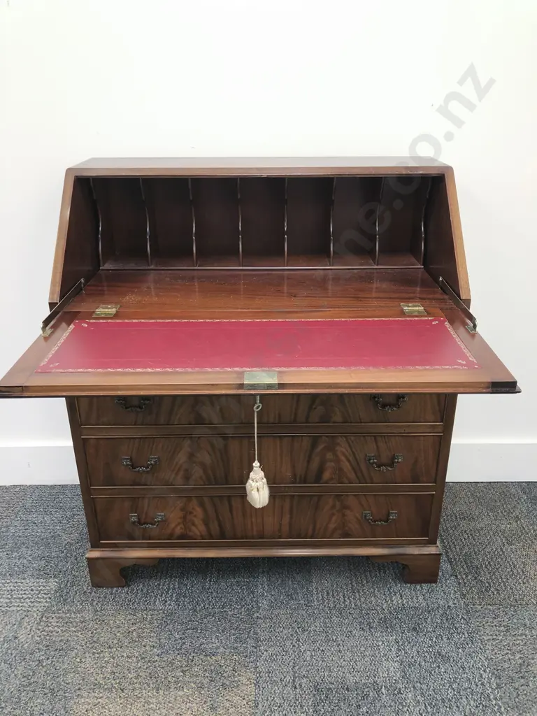 Reproduction Mahogany Writing Bureau Image 1++